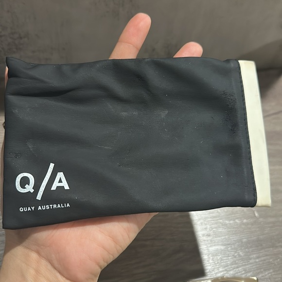 Quay Australia Mirrored Tell Me Why Sunglasses - Picture 13 of 17